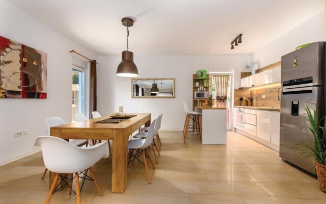 Awesome Home in Selce With Wifi and 4 Bedrooms