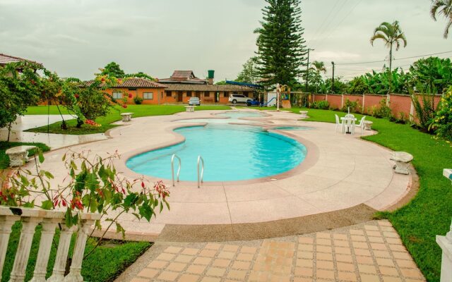 Hotel Villa Fabiola Mom