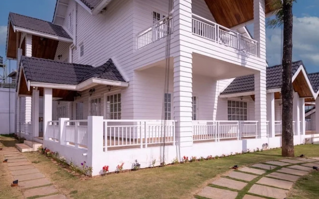 Petals Luxury Homestay