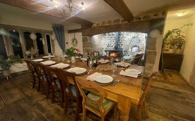 Lovely 5-bed House Near Ilminster and for Families