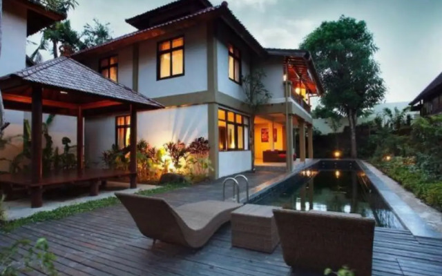 Sunny Side Seminyak