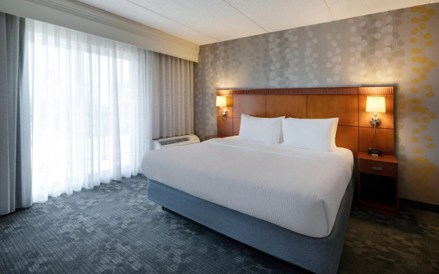 Courtyard by Marriott Cleveland Beachwood