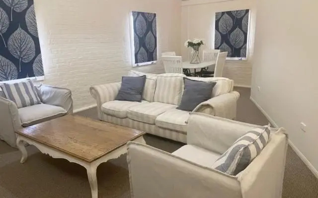 Gallipoli House- The Loft Apartment – Guest Rooms – Narrabri