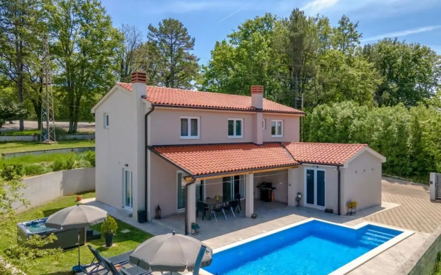 Blaise Comfortable Holiday Residence