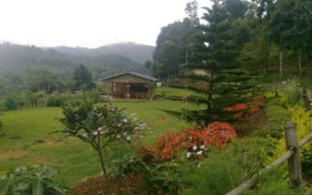 Mong Homestay Resort