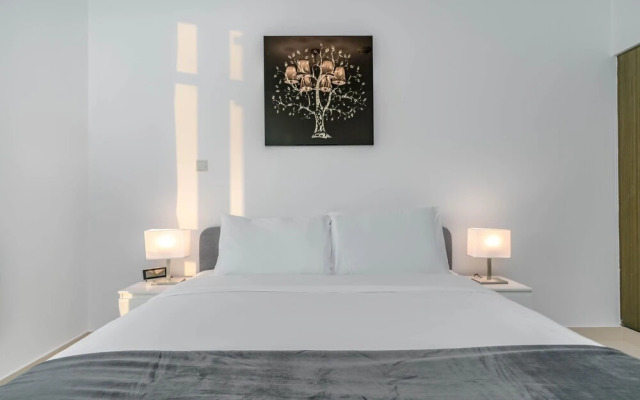 Lux Bnb The Lofts - BLVD & Sea Views