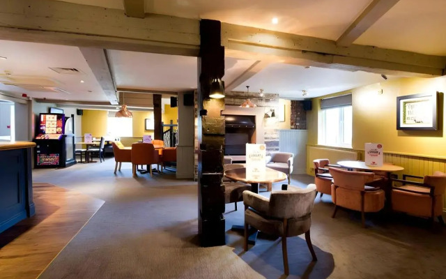 Premier Inn Nottingham West