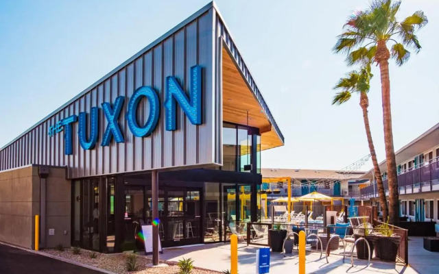 voco The Tuxon by IHG