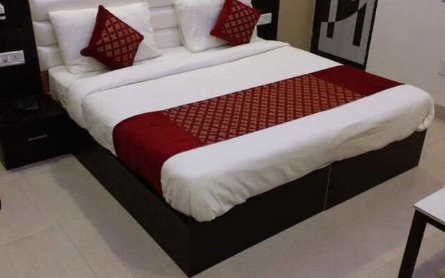 Airport Hotel Royal Inn