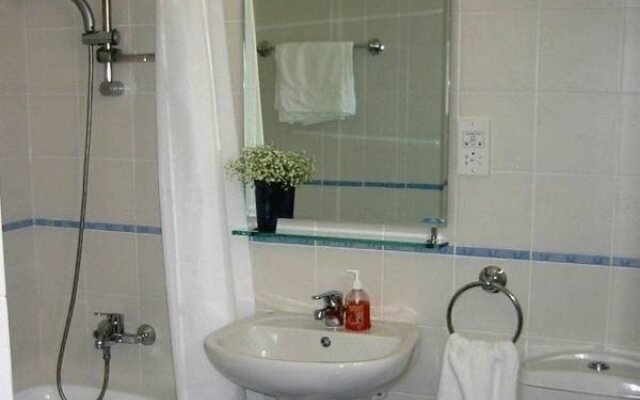 Aura Holiday Villas
