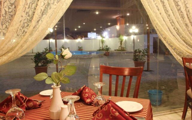Grand Al Saha Hotel