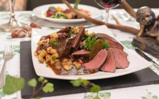 Hotel Restaurant Grüner Baum und Altes Tor