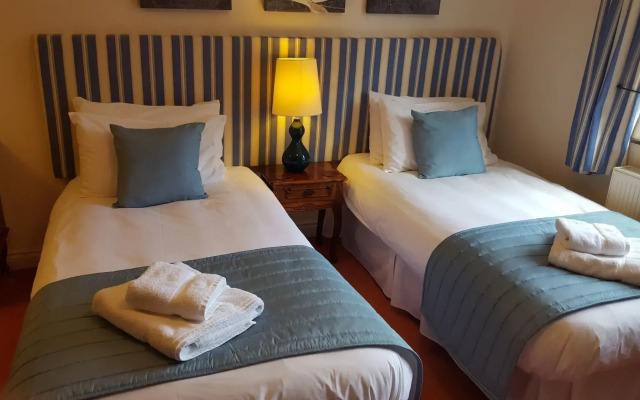 Walnut Tree Hotel