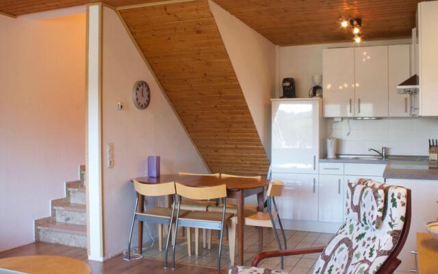 Spacious Apartment in Niedersfeld near Lake