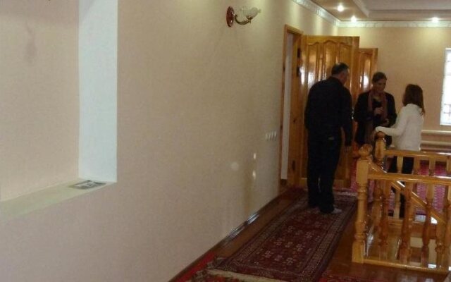 Guest House Orzu