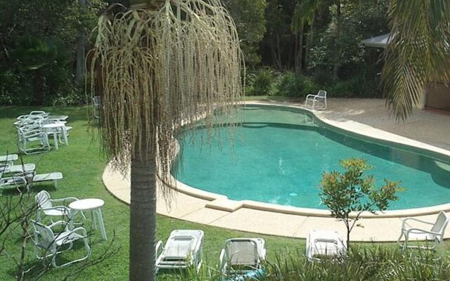 Byron Lakeside Holiday Apartments