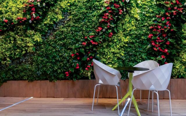 Oasis Avenue – A GDH Hotel