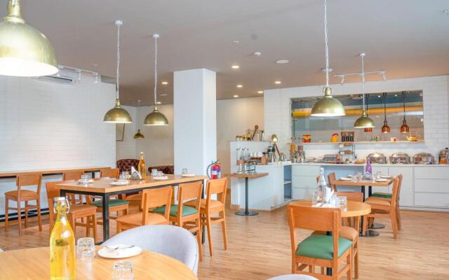 Bloom Hotel - Brookefield
