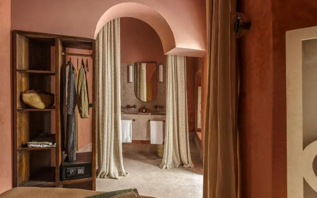 Riad Brummell Medina