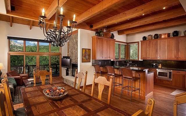 Ridge Condominium By First Choice Property Management