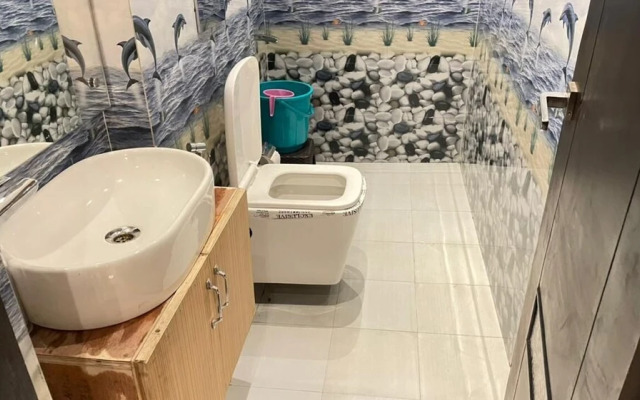 Bimbos Club Blusalz Collection Bhowali