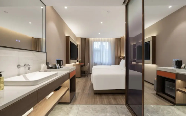 WorldHotel Quancheng Sqr Kuanholi Branch