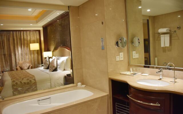 Grand New Century Hotel Canal Hangzhou