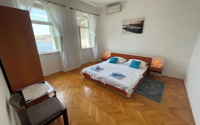 Apartment Perovic