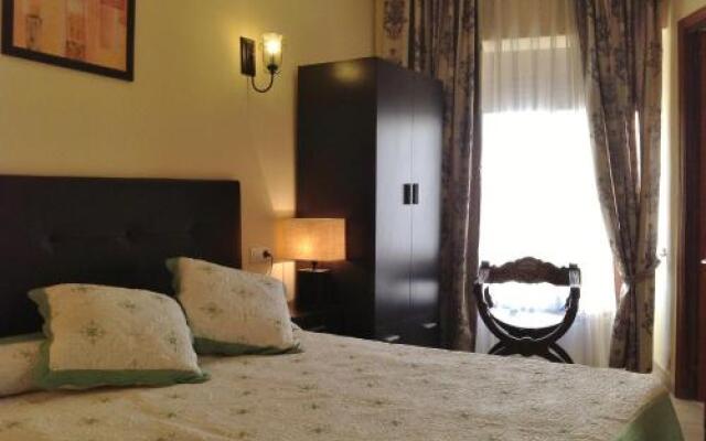 Hostal Meson Cerezo 2