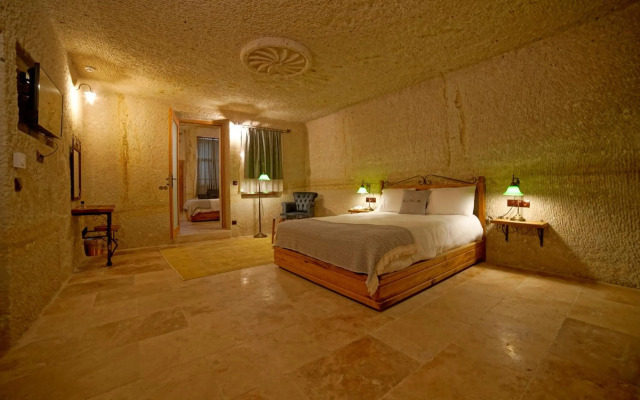 Design Cave Hotel