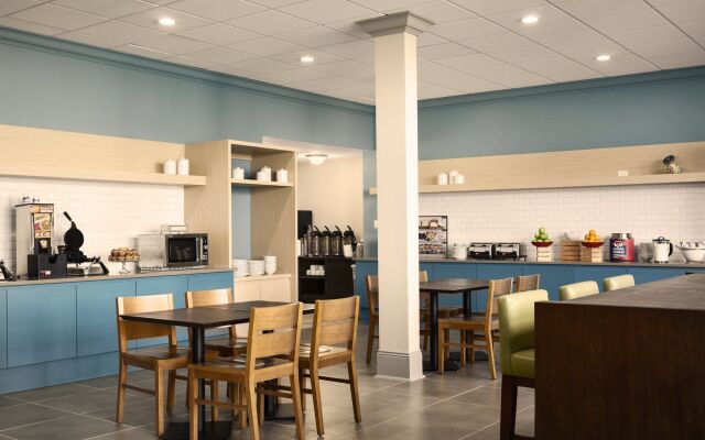 Country Inn & Suites by Radisson, Metairie (New Orleans), LA