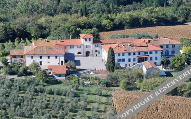 Fattoria Loppiano & Agriroom Regina Mundi