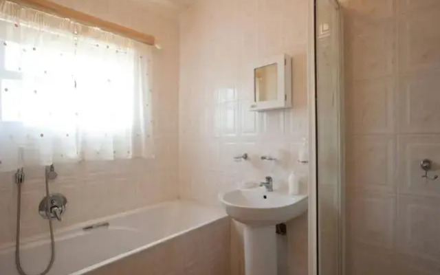 Quest Bed And Breakfast