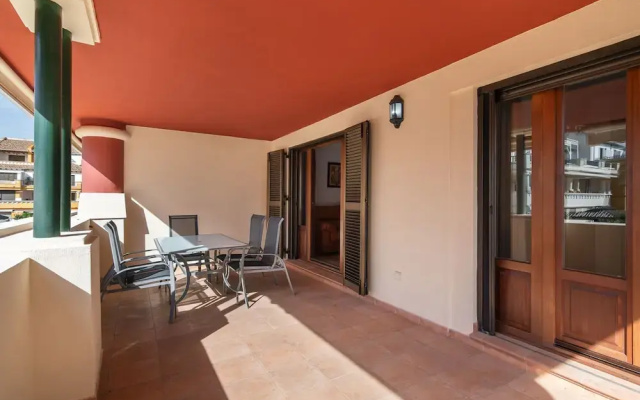 Family Oasis Near Golf & Beach