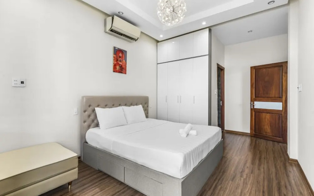Rosemary Villa near Han River