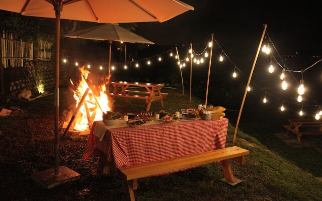 Vi-la Homestay Café