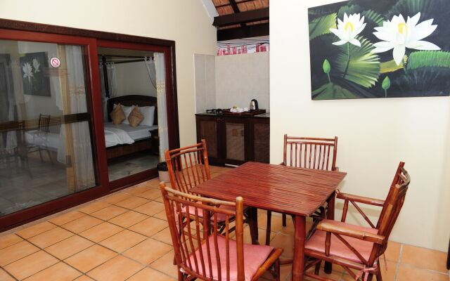 Villa Raya Private Pool Villas Resort