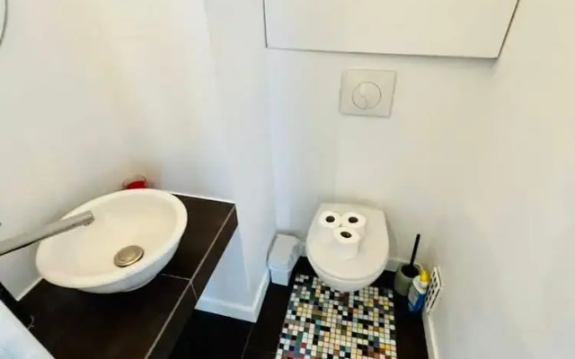 Sublime 2 Bedroom Flat Quai de Seine Eiffel Tower