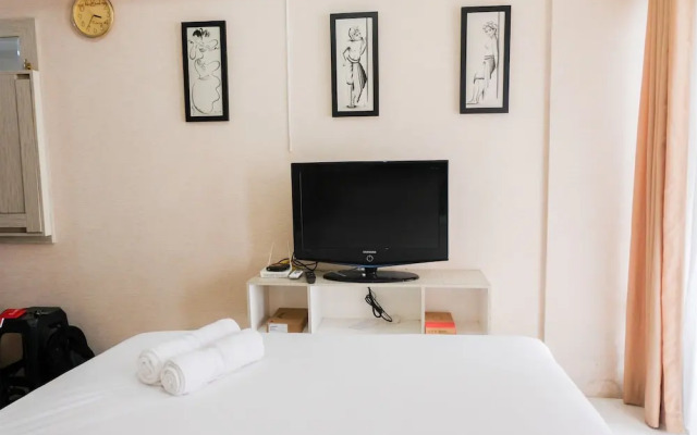 Simply Studio Room Tamansari Skylounge Apartment