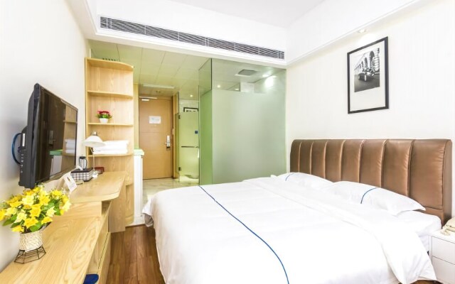 Uzone Serviced Apartment