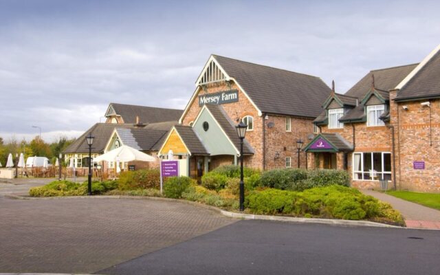 Premier Inn Manchester - Sale
