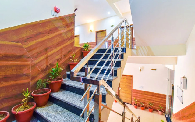 Fabhotel V Five