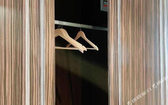 Xinding Hotel(Golden Century Fortune Building Store)