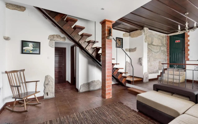 ALTIDO Magic House with Pool