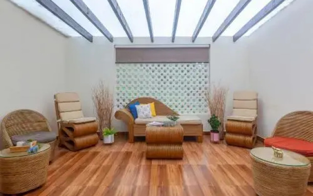 Jades Ambrosia by Vista Rooms