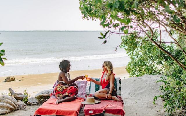 Mkoma Bay Tented Lodge