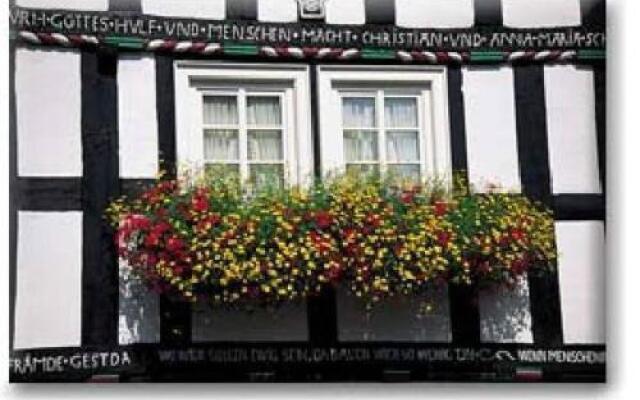 Schanzenstraße 15-R