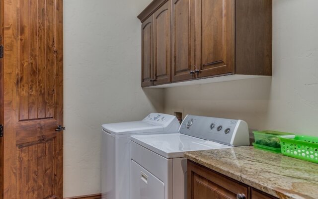 Beyond The Green 4 Bedroom Townhouse by RedAwning