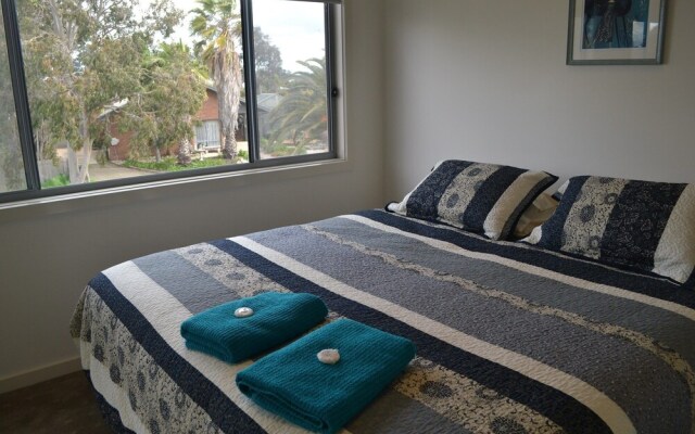 Waterview- Stoneleigh at Yarra