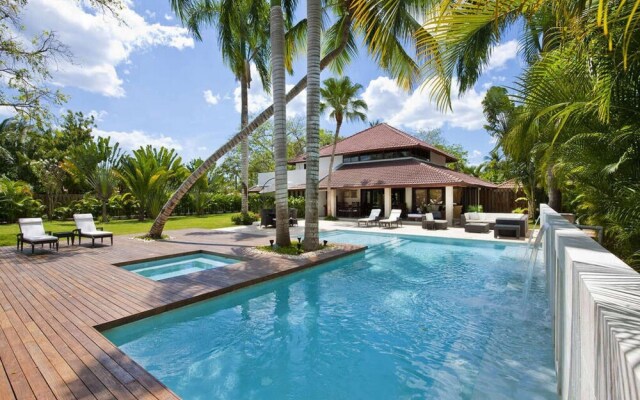 Sunny Vacation Villa 64
